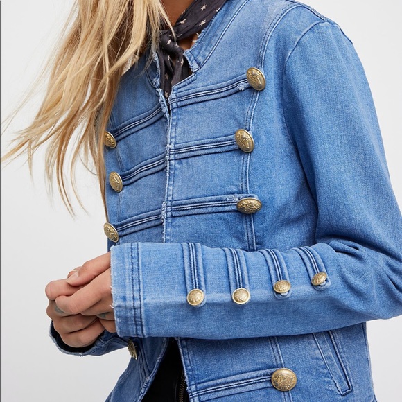 FREE PEOPLE denim jeans jacket with gold buttons L